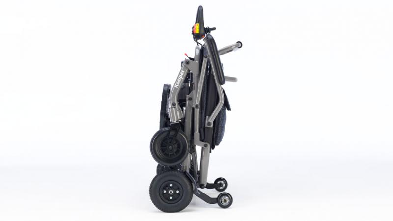 Fauteuil roulant électrique pliable Invacare Kompas – Image 2