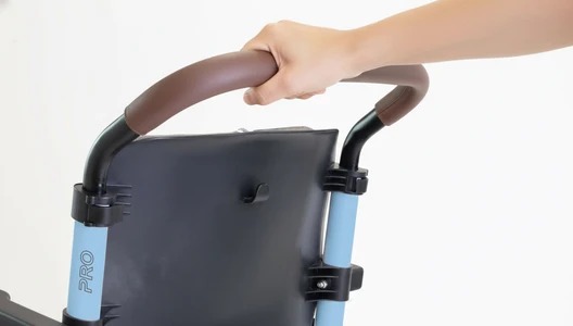 Fauteuil roulant pliant léger, fauteuil roulant de transport - bleu/blanc - KMINA PRO - K10082/K10083 – Image 3