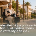 Senior utilisant un scooter électrique PMR pour retrouver son autonomie lors d'une sortie en extérieur