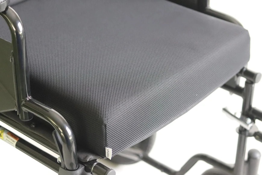 Coussin anti-escarres pour fauteuil roulant (42 x 42 x 8 cm, densité moyenne), coussins viscoélastiques pour personnes âgées - KMINA - K40004 – Image 6